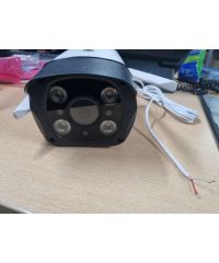 2e hands 4G beveiligingscamera met adapter en muurbeugel